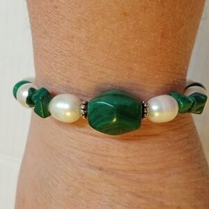 925 Bracelet Green malachite cultured pearl beaded bracelet. 7.5” Ross Simons